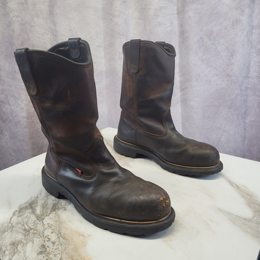 Red Wing Size 10.5 D 2272 Dynaforce Steel Toe Wellington Work Boots
